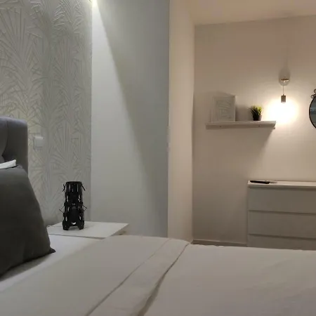 Center • Collection By Perpetual Relax * Braga