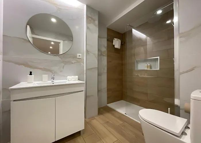 Center • Collection By Perpetual Relax * Braga