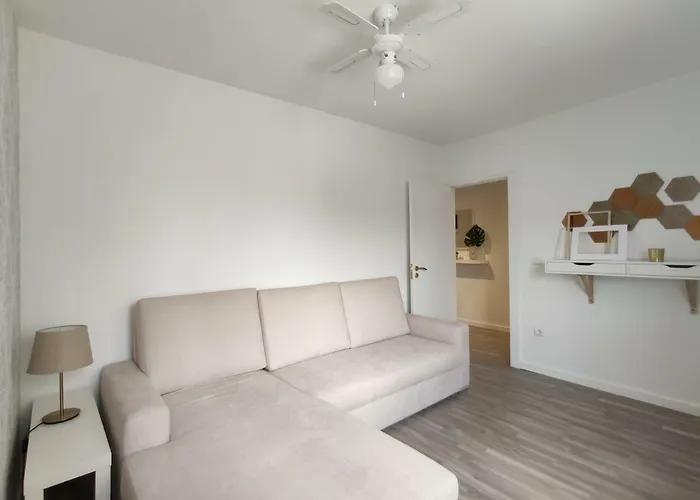 Center • Collection By Perpetual Relax *