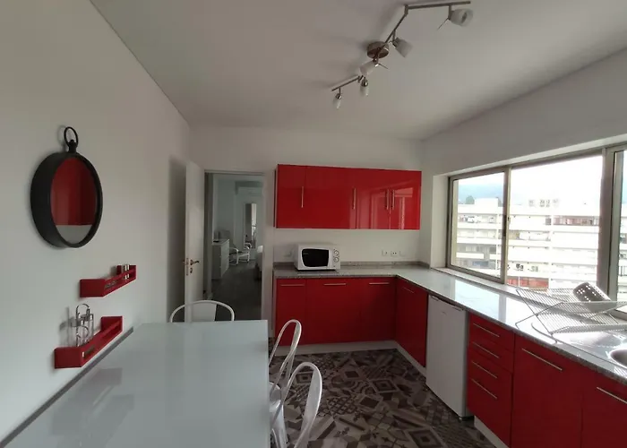 Center • Collection By Perpetual Relax * Braga